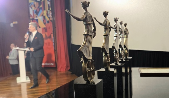3 картины из фестивального каталога CINEPROMO в программе 37-го фестиваля документального кино «РОССИЯ»